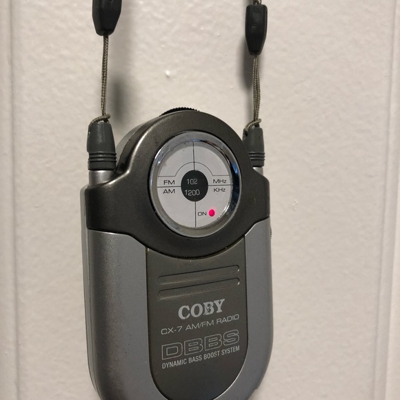 Coby CX-7 Tiny Portable AM/FM Radio Dynamic Bass Boost System Tested And Working - Picture 2 of 11